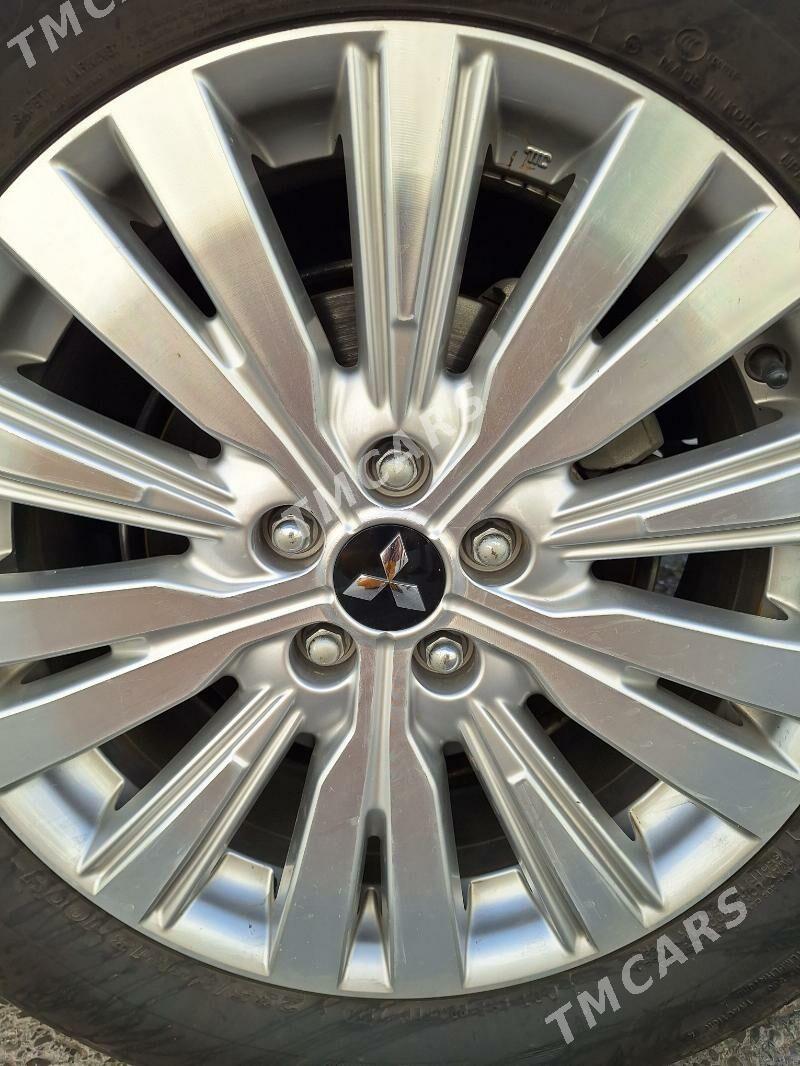 Mitsubishi Outlander 2022 - 305 000 TMT - Parahat 2 - img 7