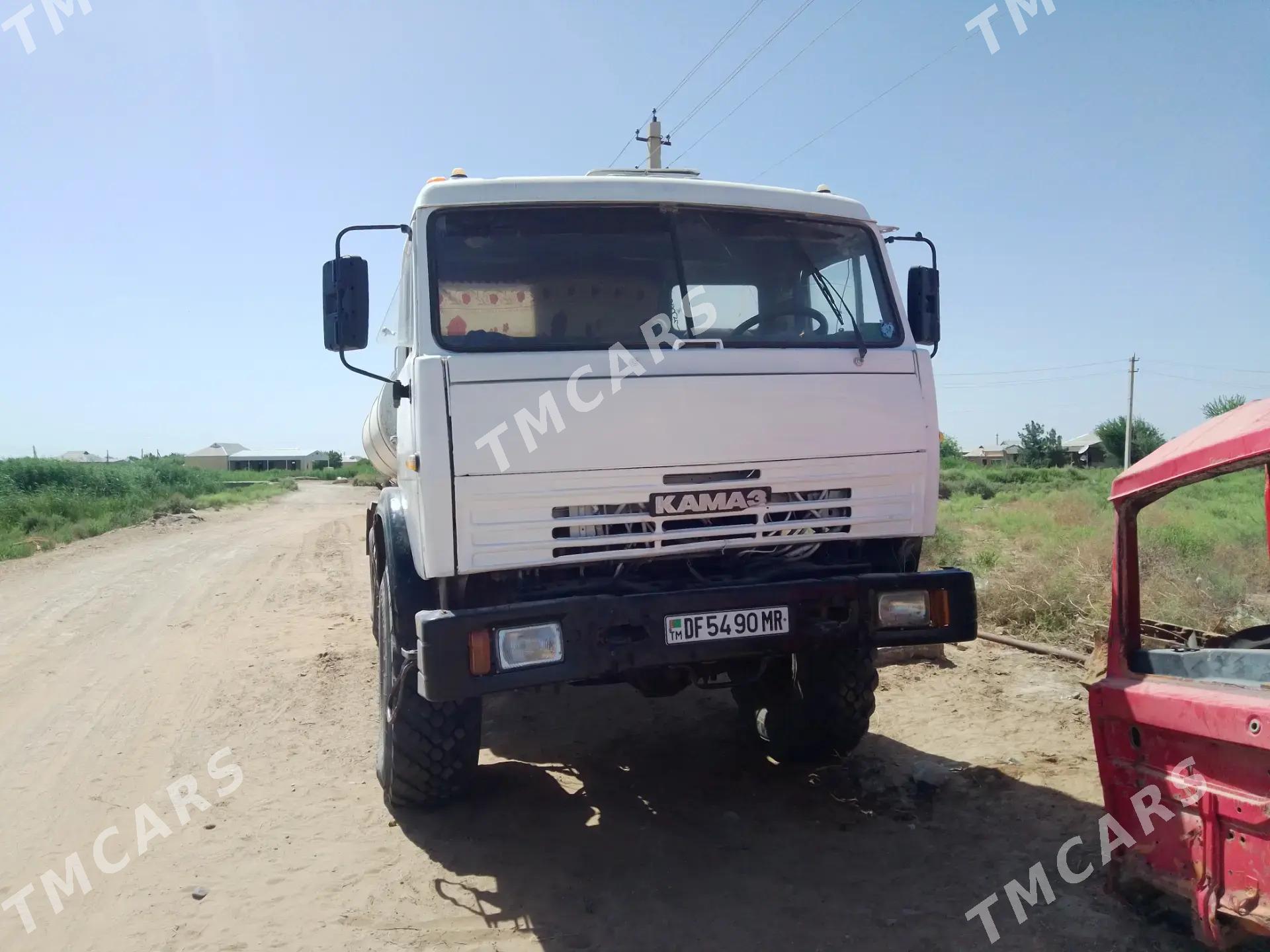 Kamaz 6520 2003 - 180 000 TMT - Mary - img 2