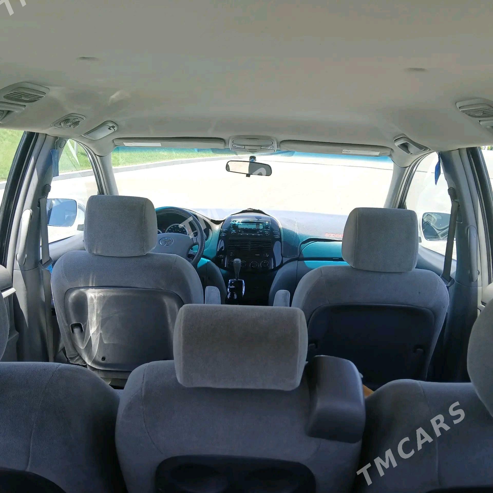 Toyota Sienna 2004 - 230 000 TMT - Balkanabat - img 5