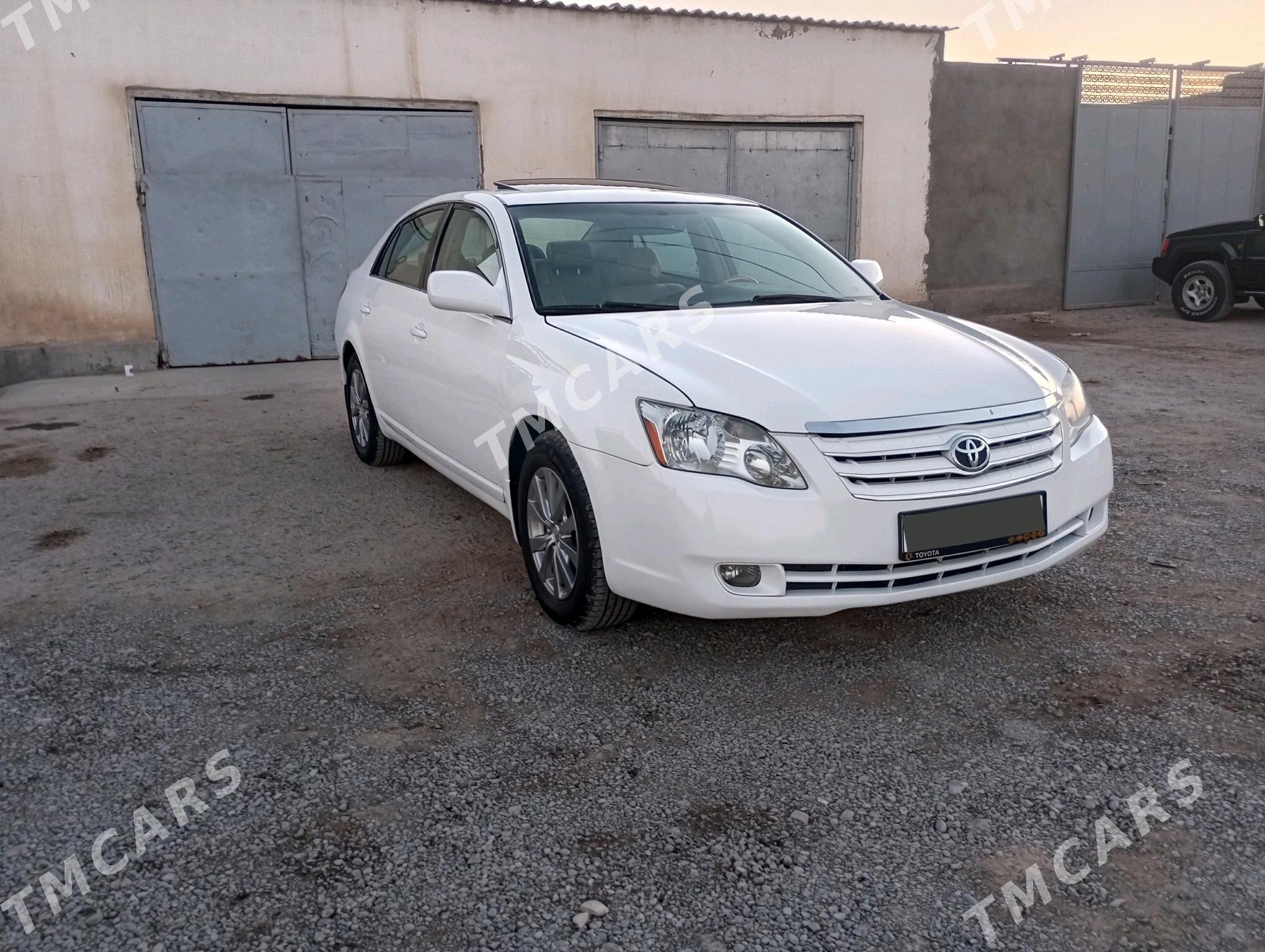 Toyota Avalon 2005 - 150 000 TMT - Теджен - img 2