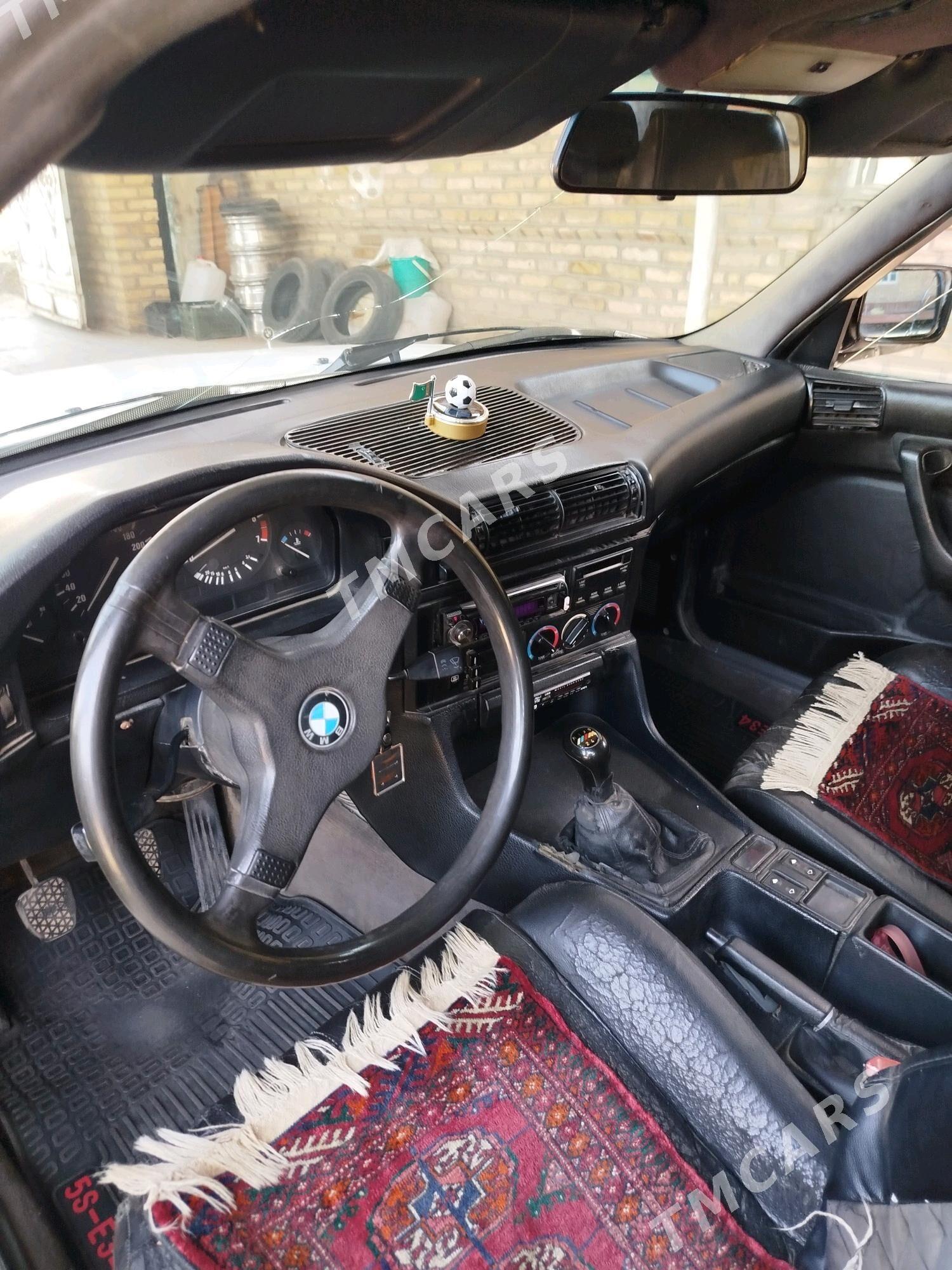 BMW 525 1989 - 45 000 TMT - Murgap - img 3