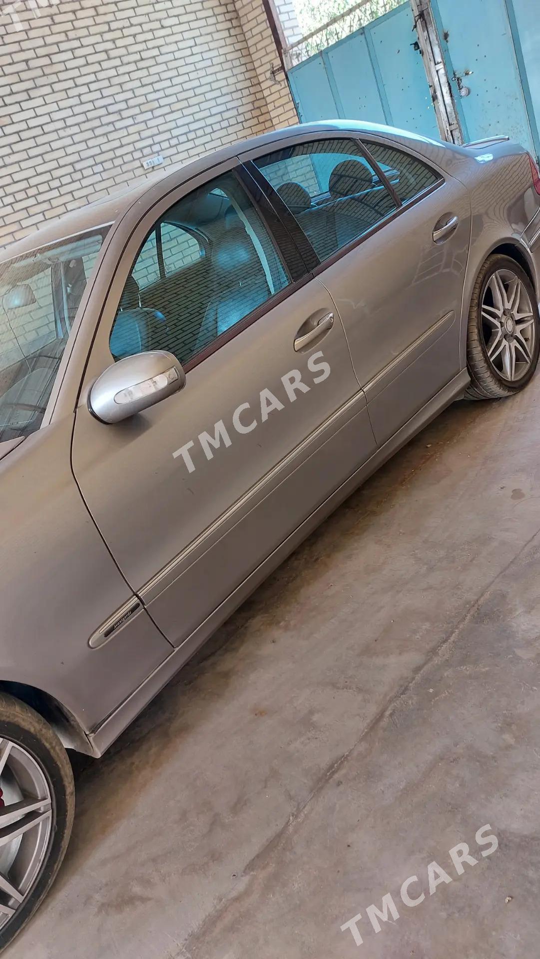 Mercedes-Benz E320 2003 - 160 000 TMT - Туркменабат - img 10
