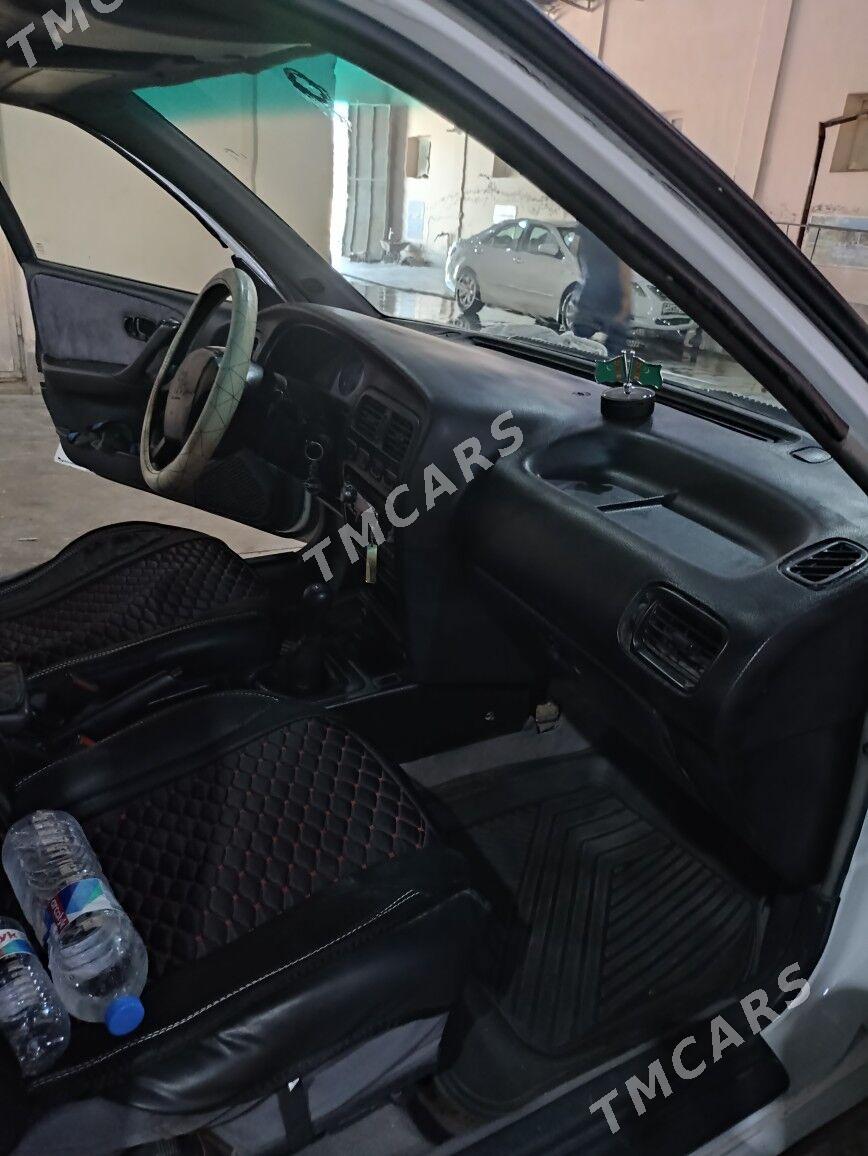 Nissan Primera 1995 - 23 000 TMT - Байрамали - img 10