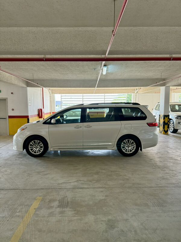 Toyota Sienna 2017 - 365 000 TMT - Aşgabat - img 4