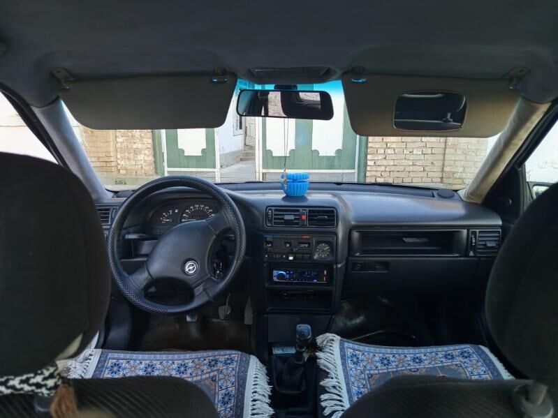 Opel Vectra 1990 - 35 000 TMT - Baýramaly - img 5