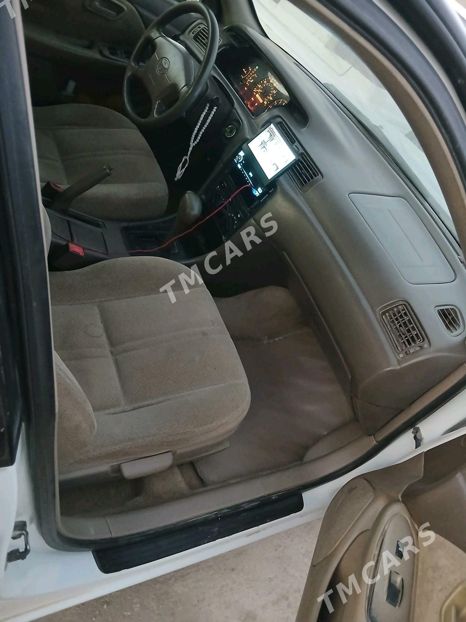 Toyota Camry 2000 - 125 000 TMT - Tejen - img 7