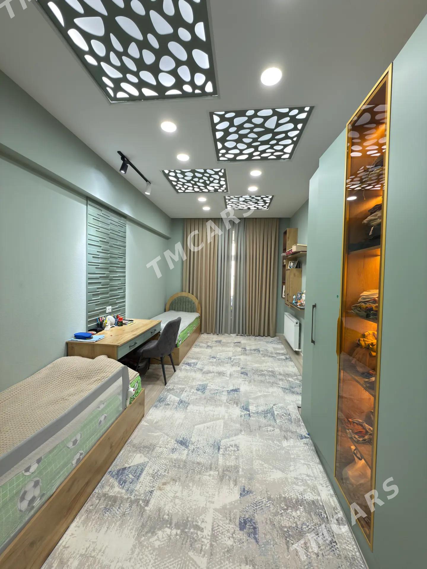4 kom poluelitka Gurtly 190m2 - Gurtly - img 2