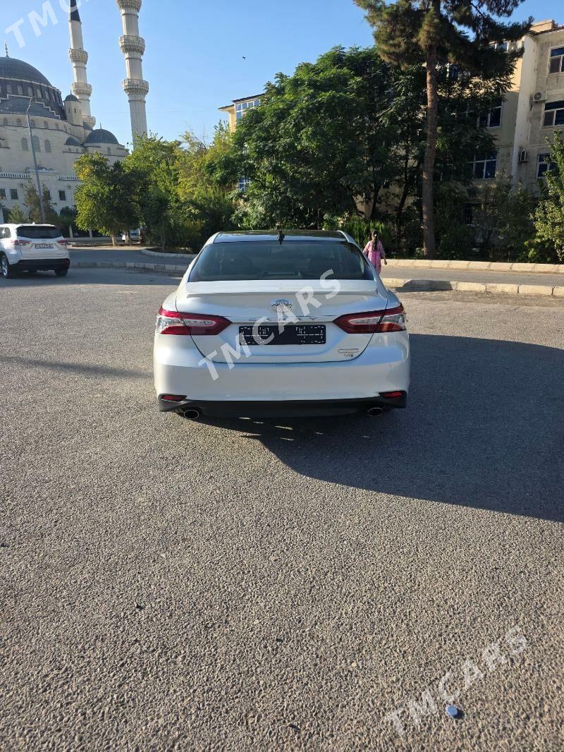 Toyota Camry 2023 - 480 000 TMT - Aşgabat - img 4