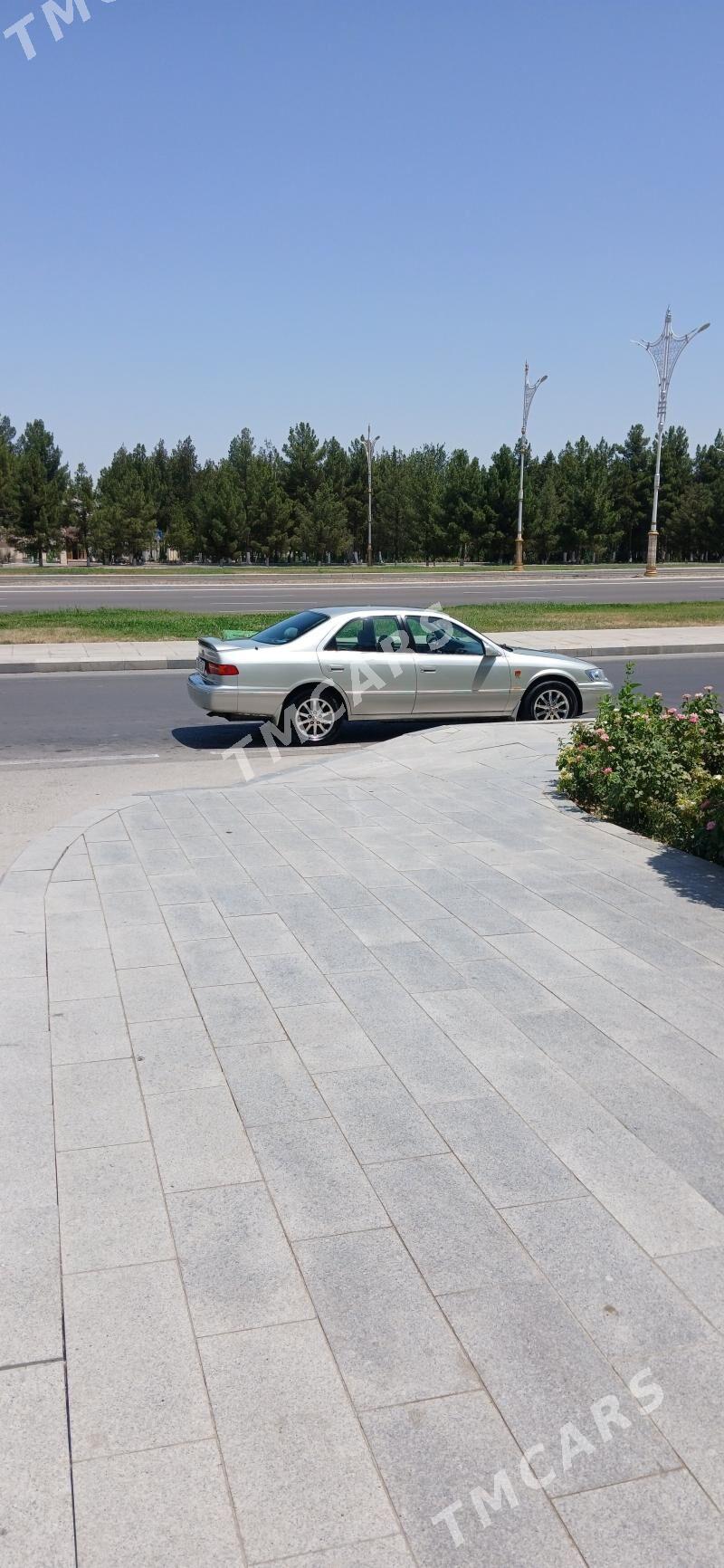 Toyota Camry 2000 - 185 000 TMT - Aşgabat - img 3