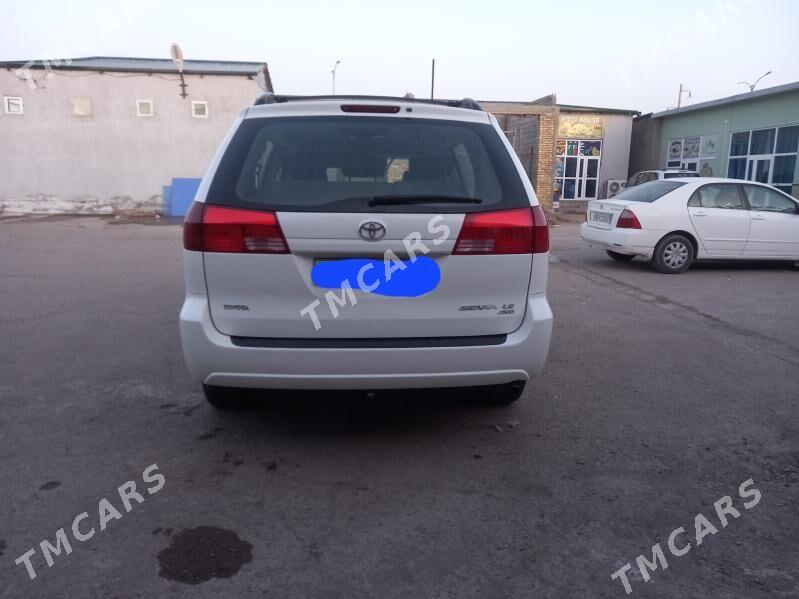 Toyota Sienna 2004 - 220 000 TMT - Daşoguz - img 3