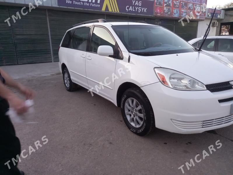 Toyota Sienna 2004 - 220 000 TMT - Daşoguz - img 4