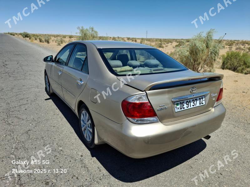 Toyota Camry 2005 - 155 000 TMT - Köneürgenç - img 2