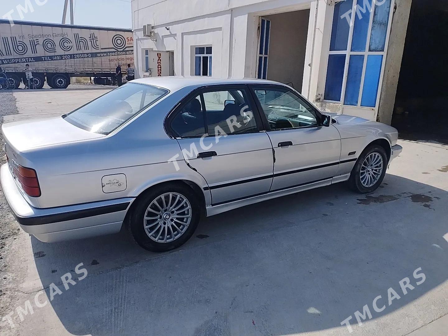 BMW 525 1992 - 55 000 TMT - Берекет - img 8