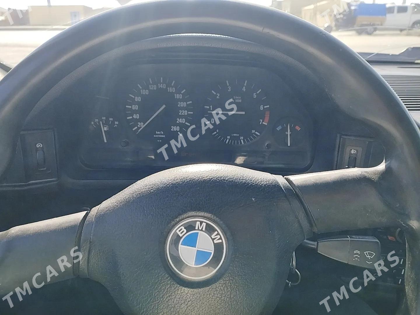 BMW 525 1992 - 55 000 TMT - Берекет - img 4
