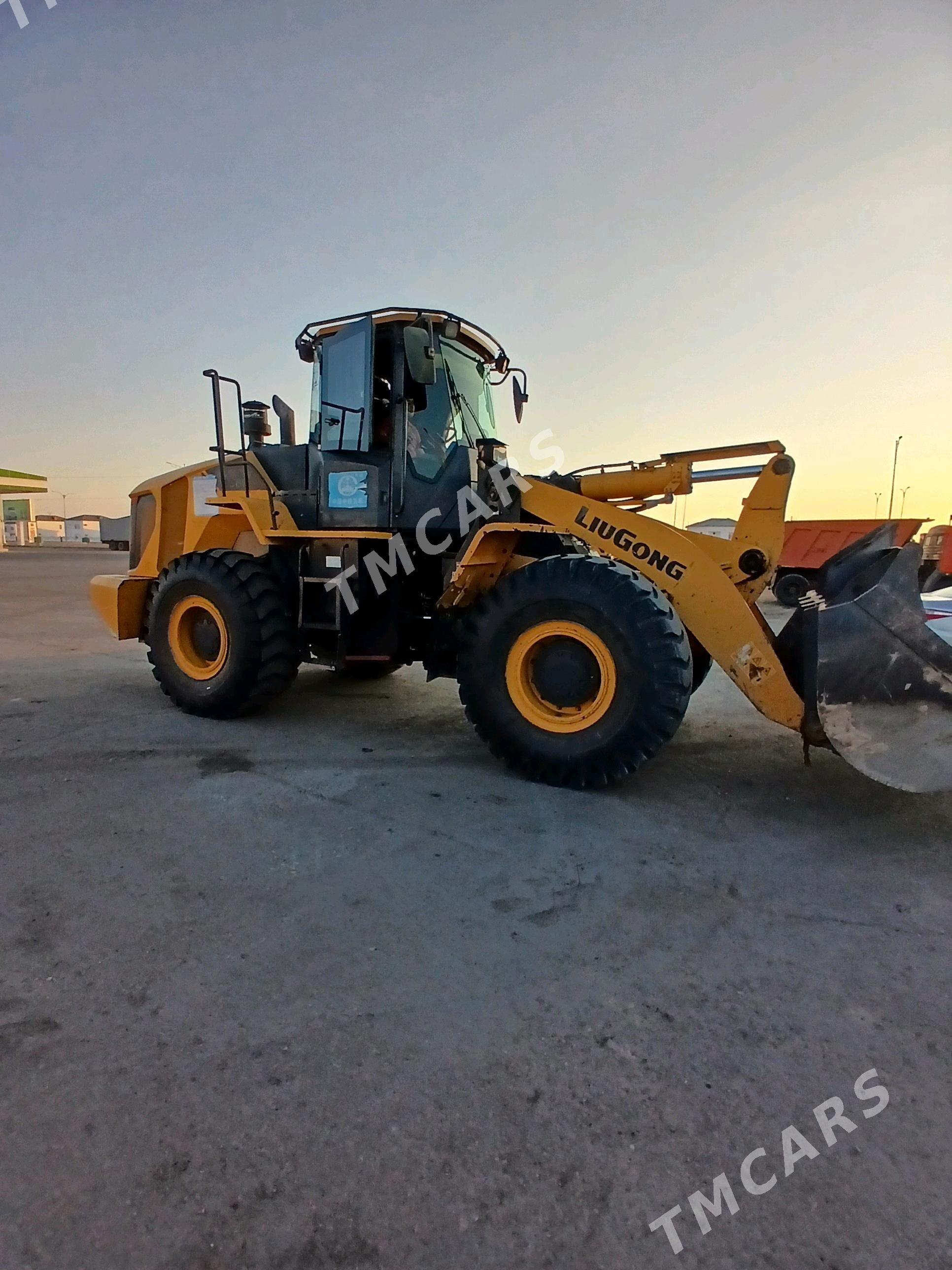 LiuGong 855 2022 - 850 000 TMT - Дашогуз - img 3