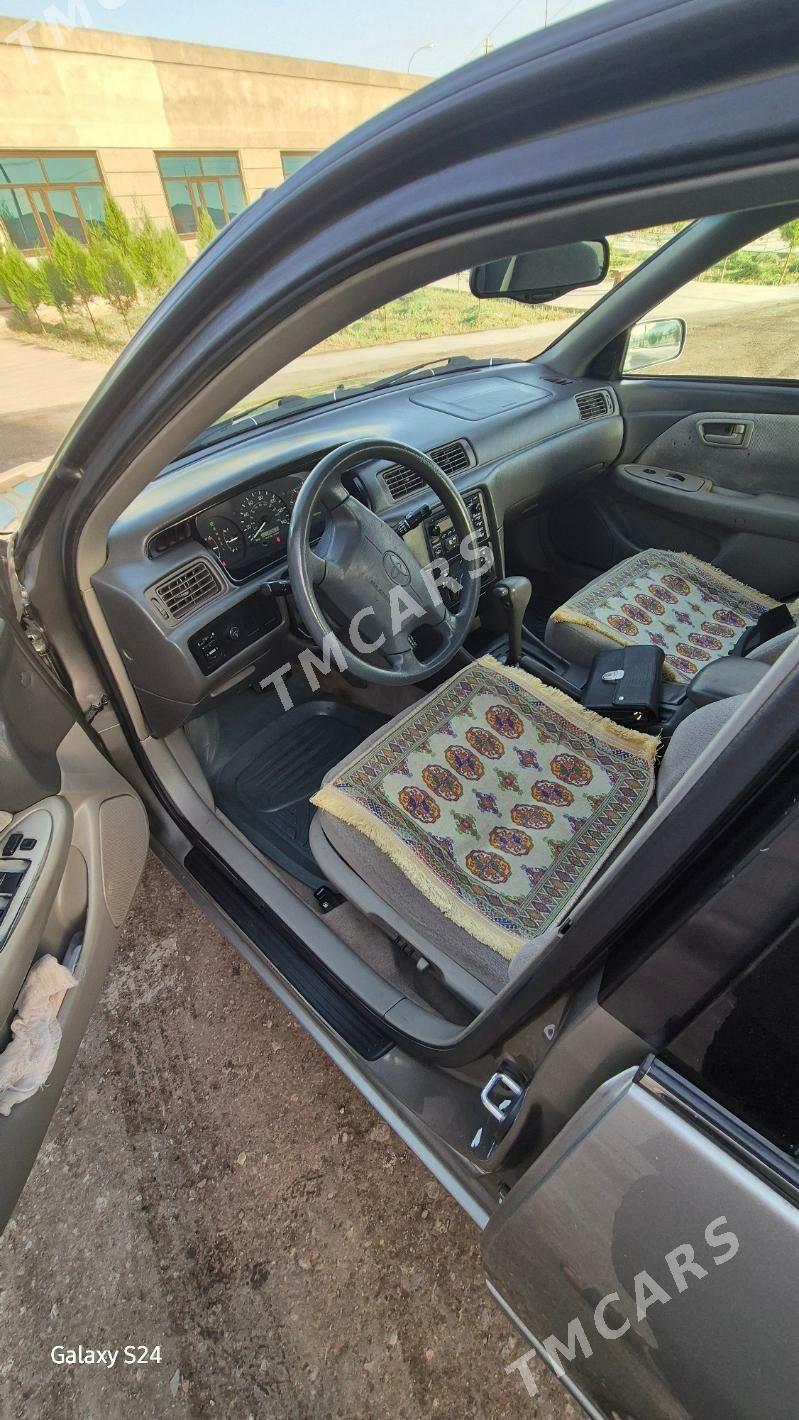 Toyota Camry 2000 - 150 000 TMT - Daşoguz - img 3