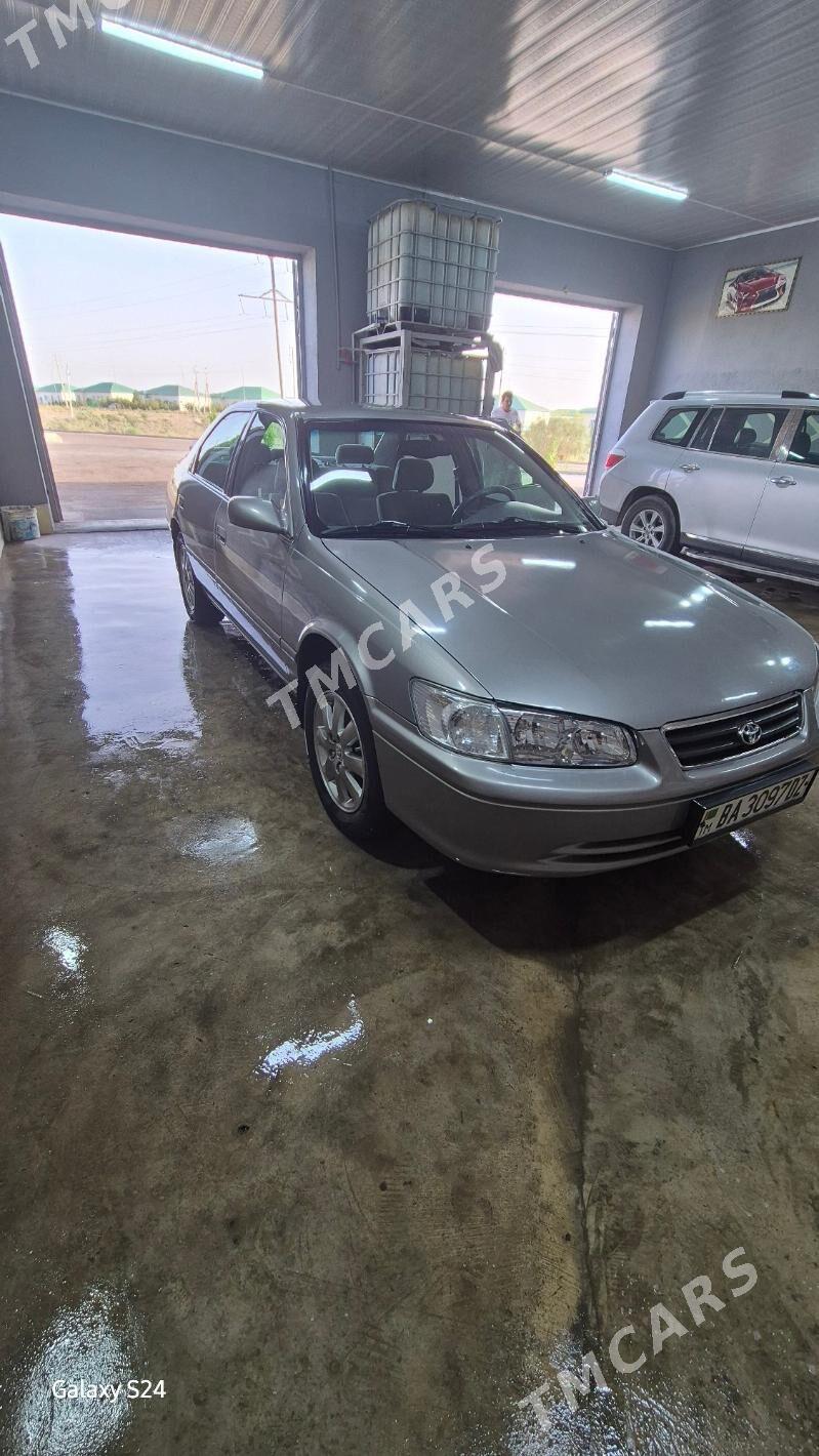 Toyota Camry 2000 - 150 000 TMT - Daşoguz - img 6