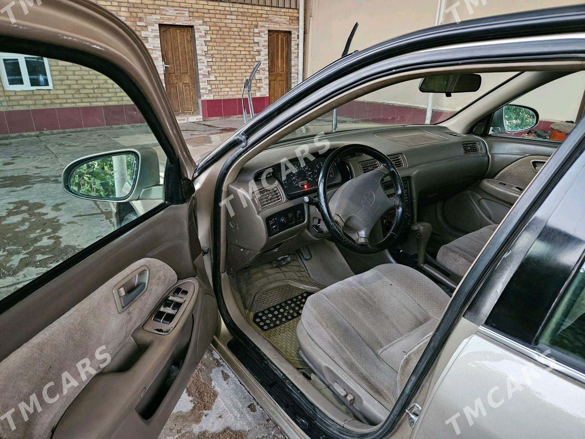 Toyota Camry 2000 - 125 000 TMT - Мары - img 7