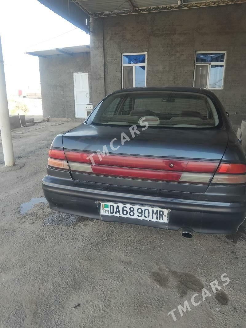 Nissan Maxima 1995 - 22 000 TMT - Oguz han - img 2