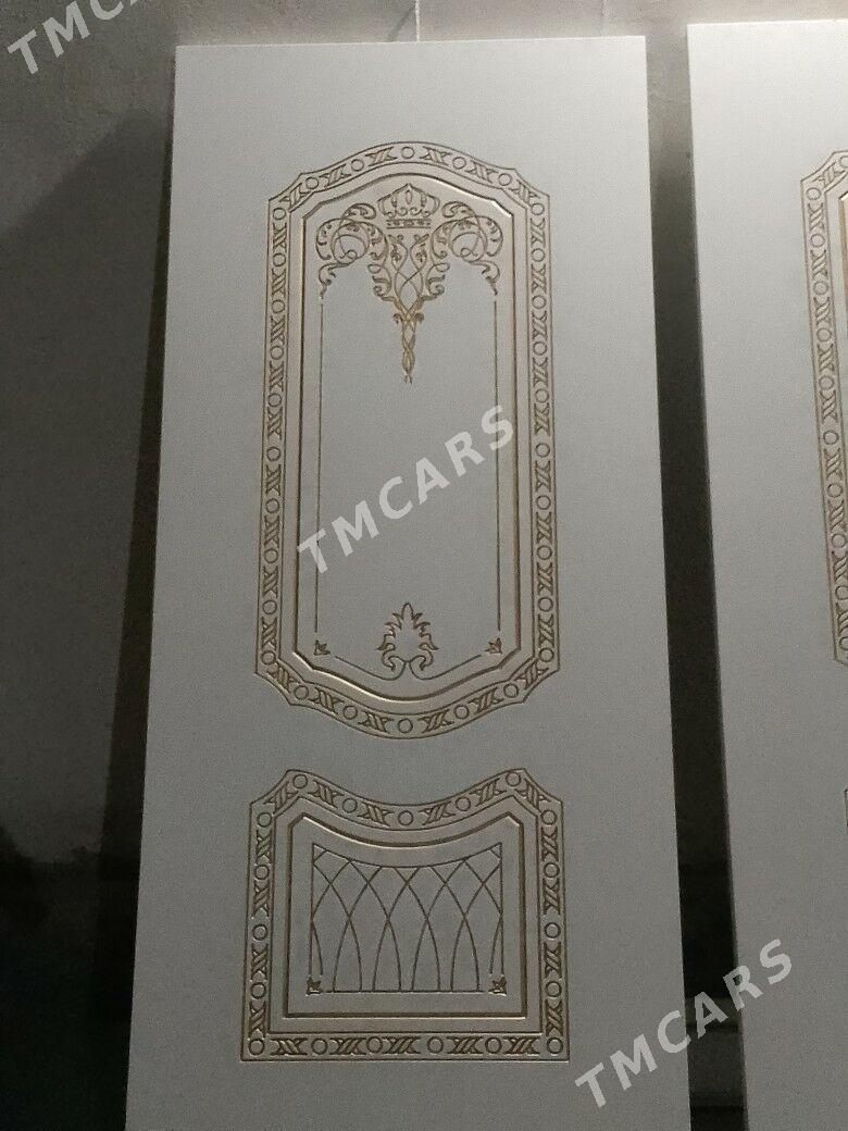 daşky we içki gapy - Mary - img 2