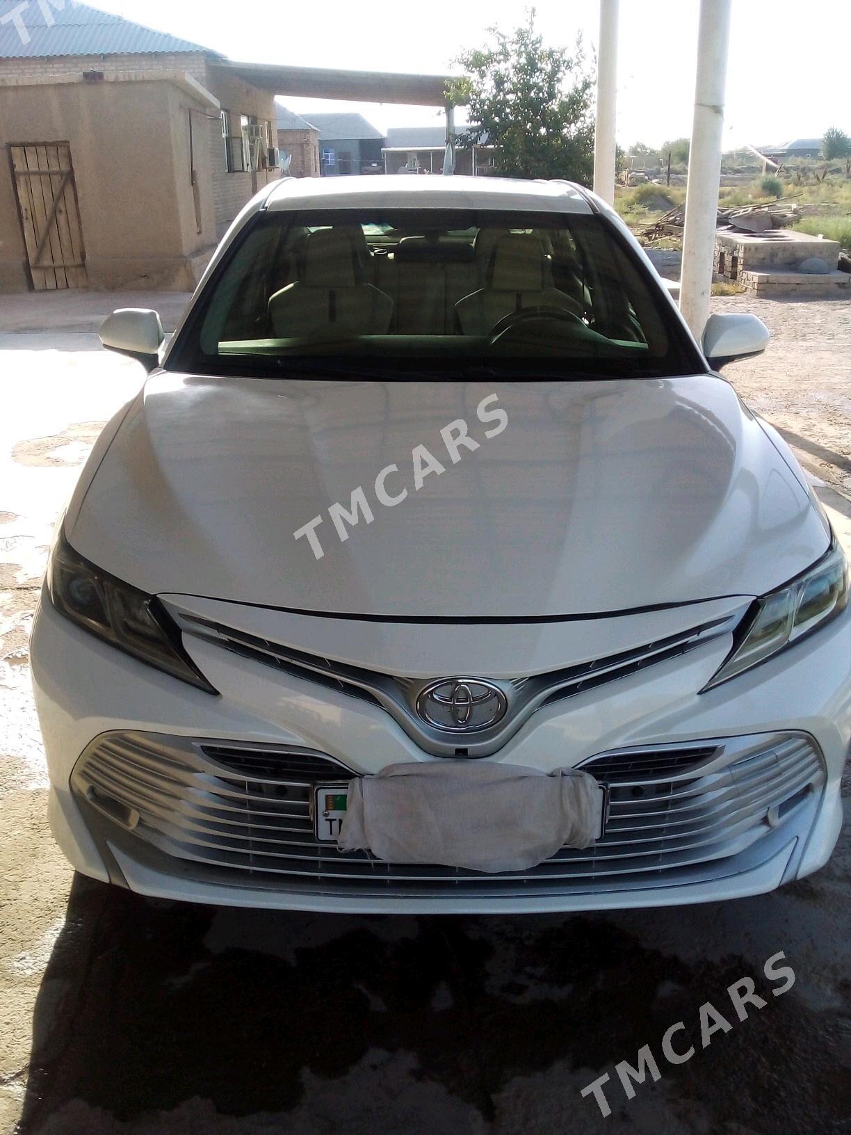 Toyota Camry 2019 - 265 000 TMT - Tejen - img 3