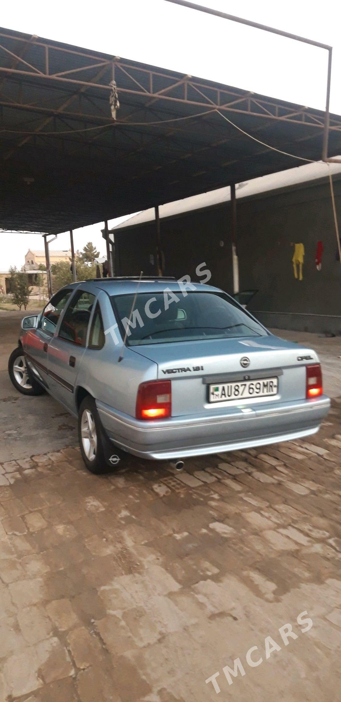 Opel Vectra 1990 - 40 000 TMT - Векильбазар - img 3