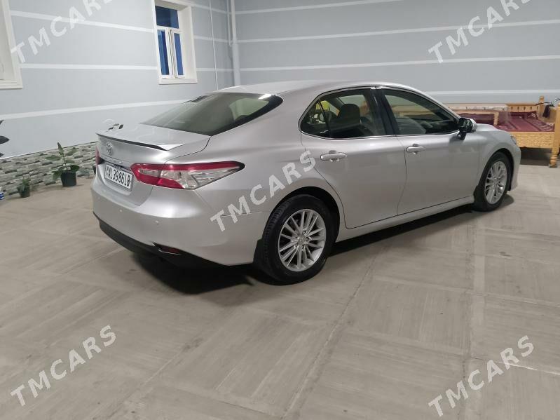 Toyota Camry 2019 - 258 000 TMT - Туркменабат - img 2