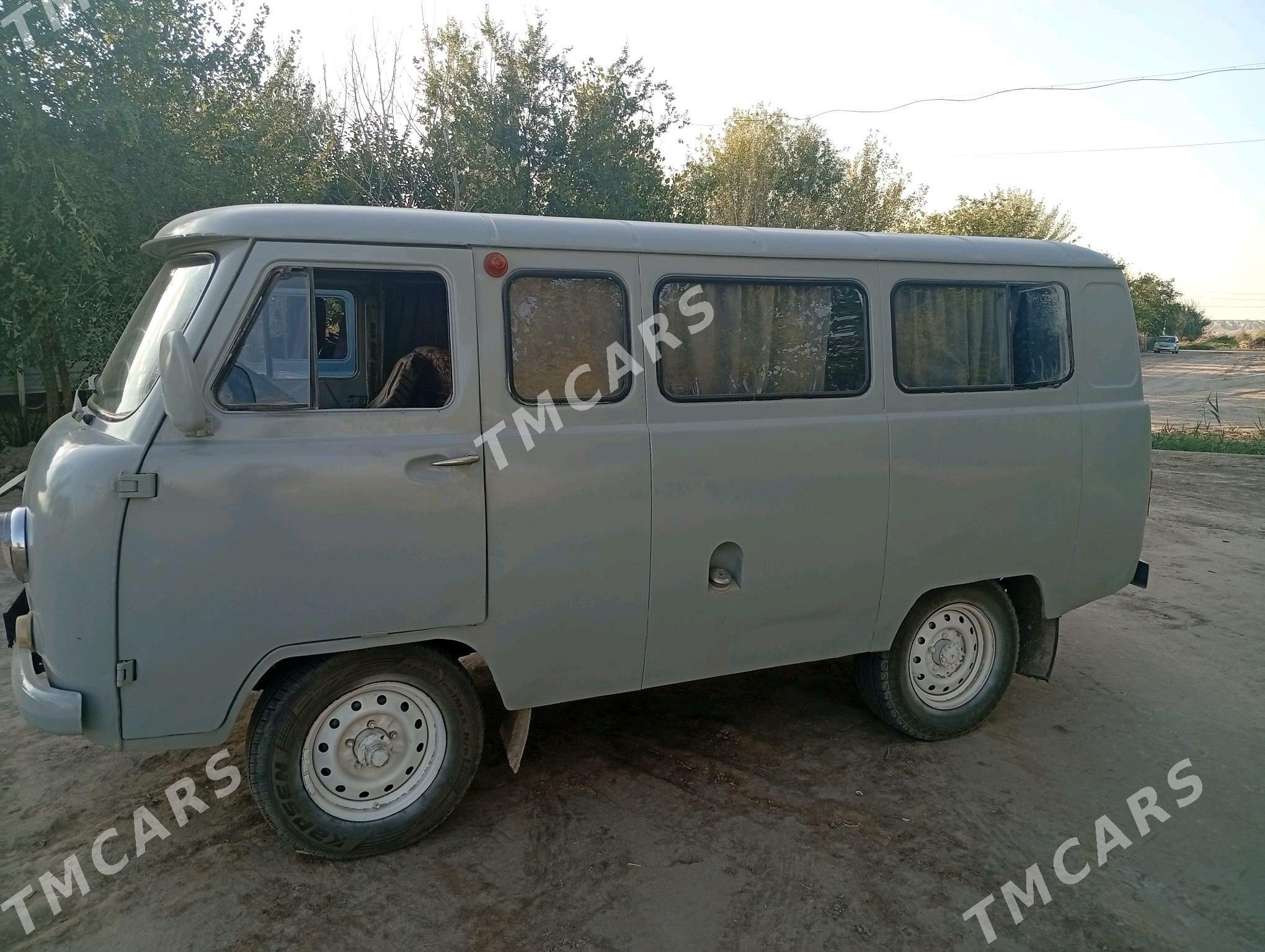 UAZ 2206 2002 - 50 000 TMT - Türkmenbaşy etr. - img 2