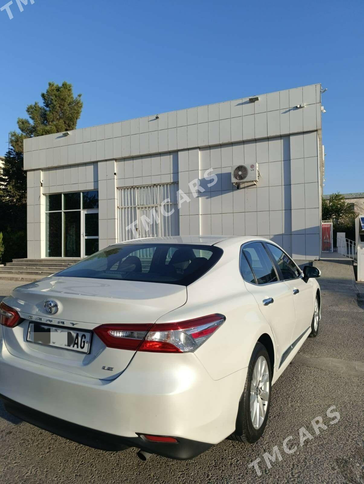 Toyota Camry 2018 - 255 000 TMT - Ашхабад - img 5