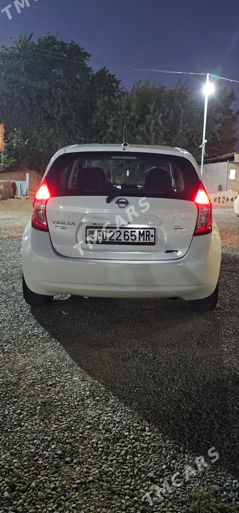 Nissan Versa 2014 - 93 000 TMT - Мары - img 4