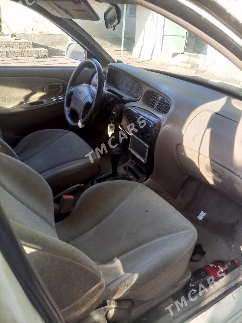 Hyundai Elantra 2000 - 35 000 TMT - Gökje - img 2