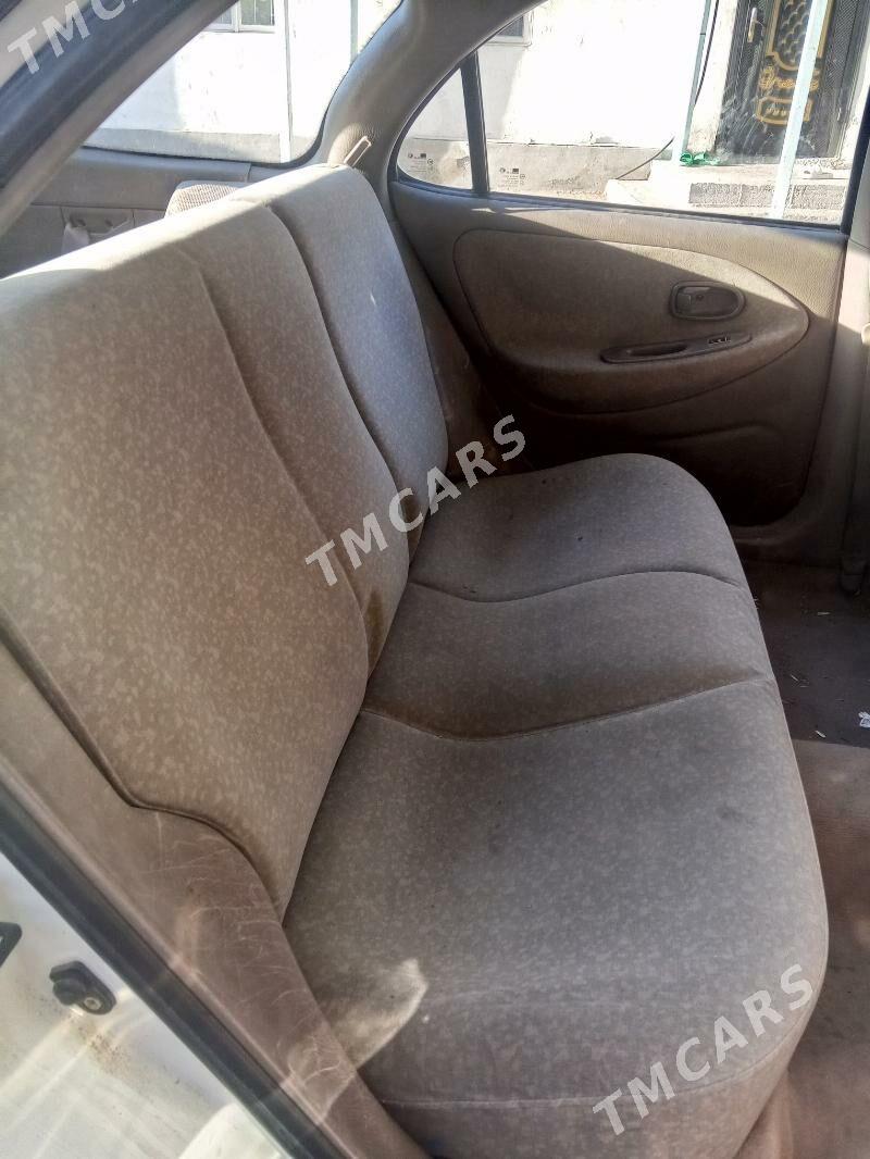 Hyundai Elantra 2000 - 35 000 TMT - Gökje - img 3
