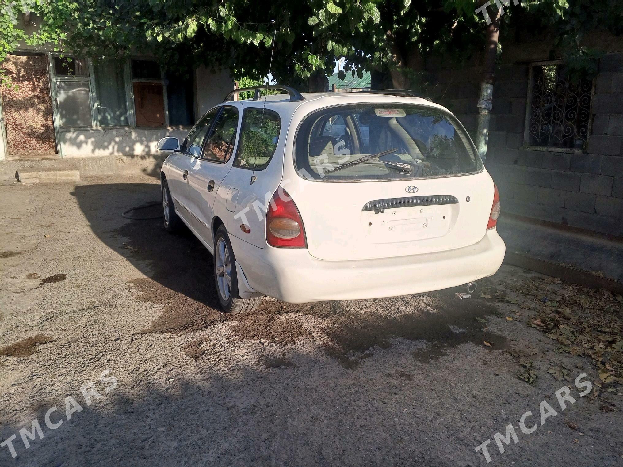 Hyundai Elantra 2000 - 35 000 TMT - Gökje - img 10