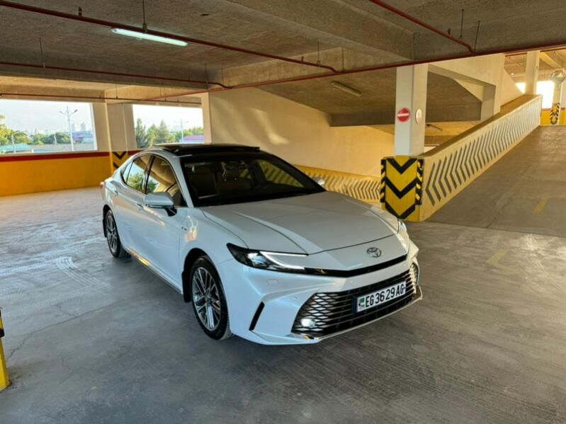 Toyota Camry Hybrid 2025 - 672 000 TMT - Ашхабад - img 3