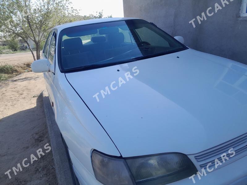 Toyota Carina 1994 - 70 000 TMT - Болдумсаз - img 2