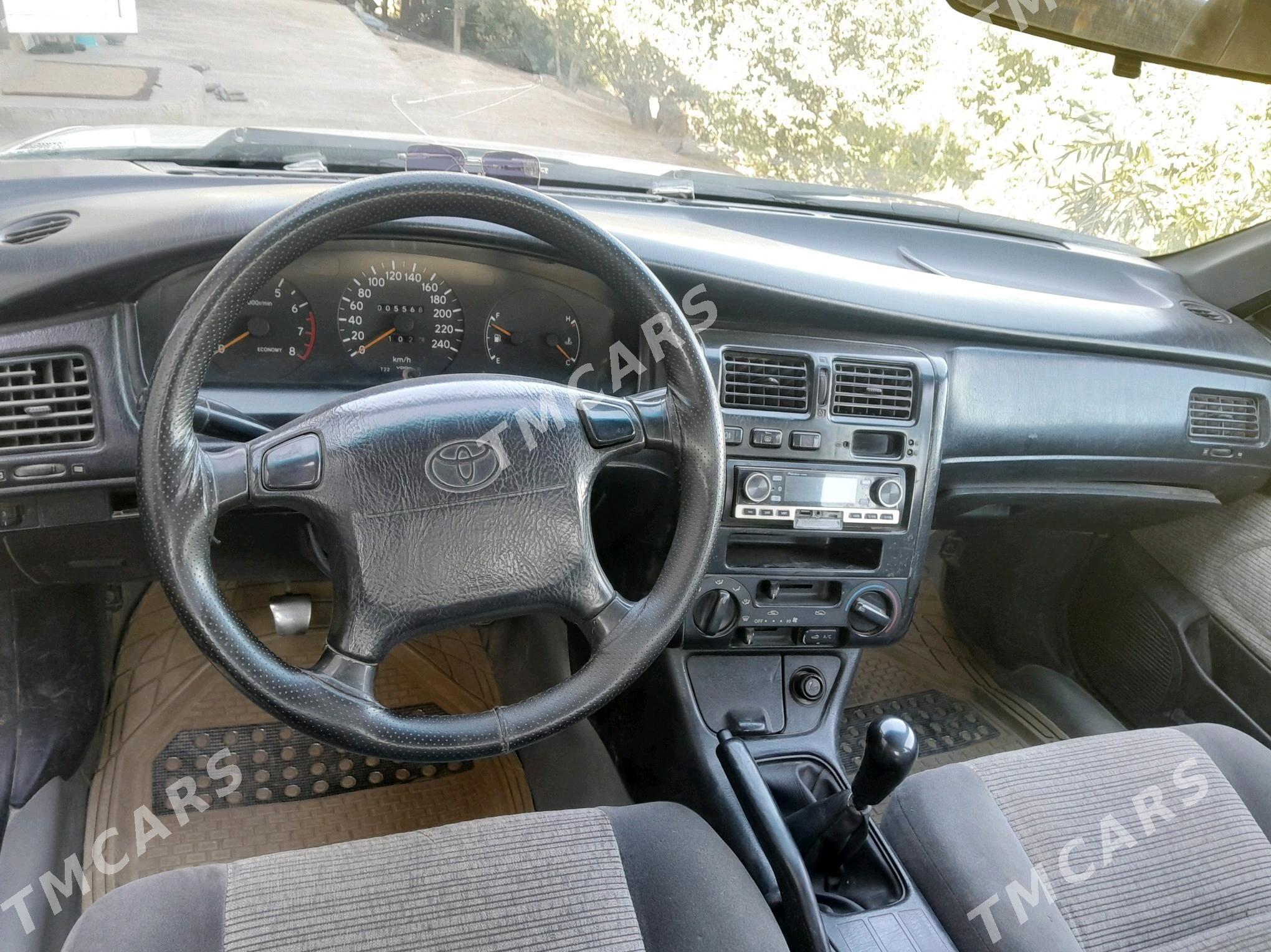 Toyota Carina 1994 - 70 000 TMT - Болдумсаз - img 3