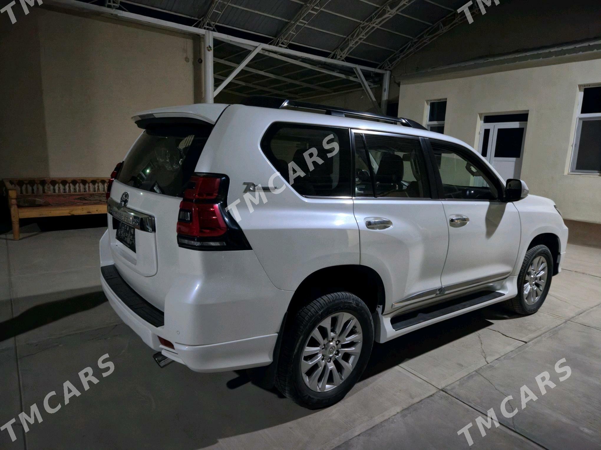 Toyota Land Cruiser Prado 2022 - 945 000 TMT - Гороглы (Тагта) - img 3