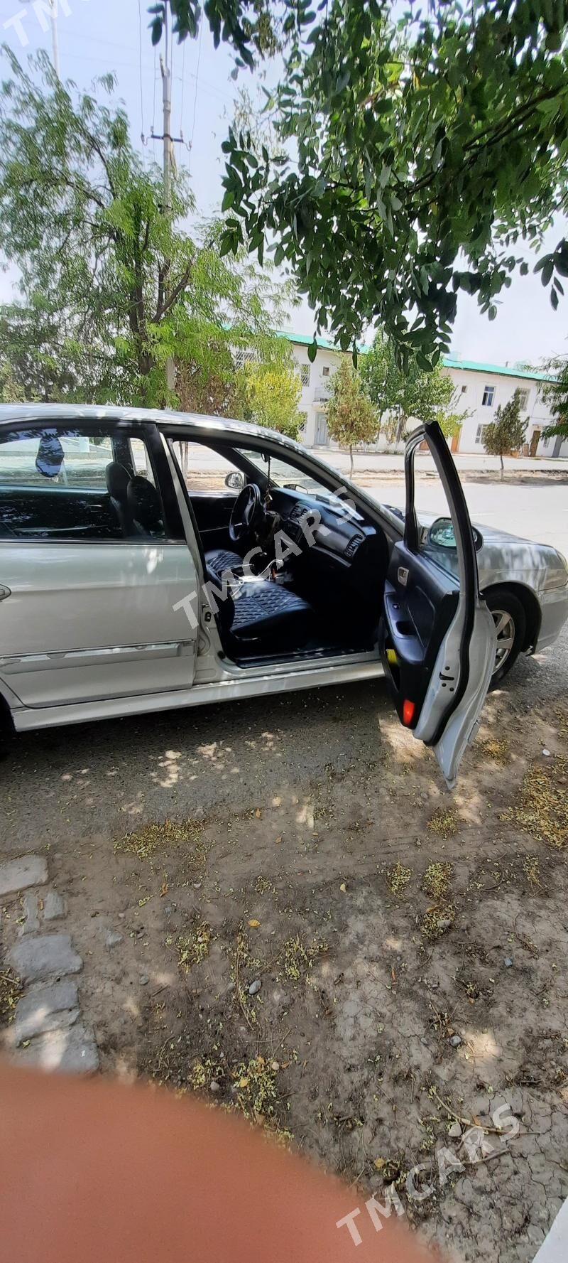Hyundai Sonata 2001 - 40 000 TMT - Бузмеин - img 8