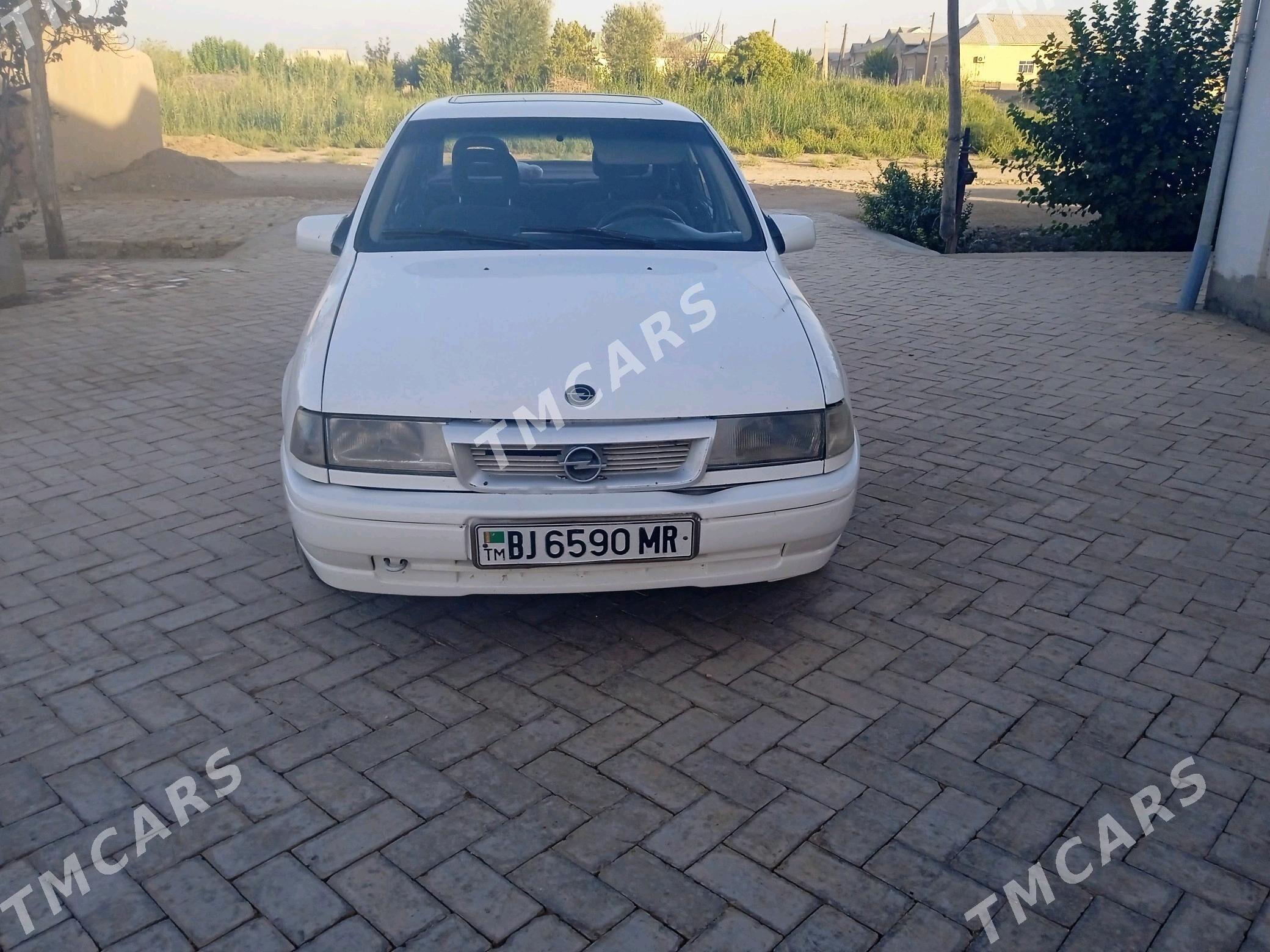 Opel Vectra 1992 - 30 000 TMT - Байрамали - img 1