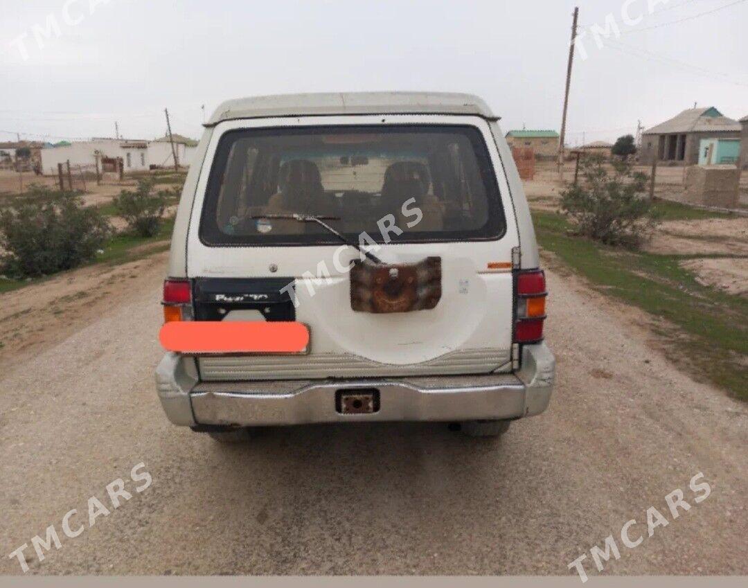 Mitsubishi Pajero 1993 - 30 000 TMT - Этрек - img 3