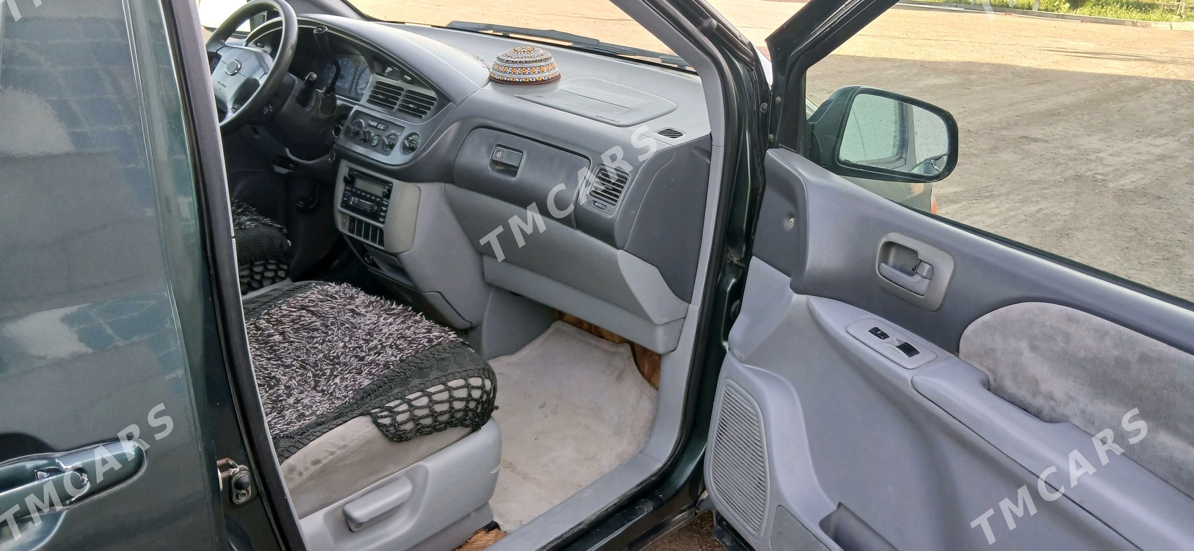 Toyota Sienna 2001 - 140 000 TMT - Губадаг - img 6