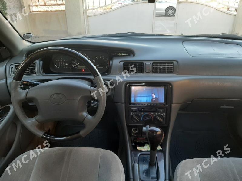Toyota Camry 1999 - 120 000 TMT - Балканабат - img 1