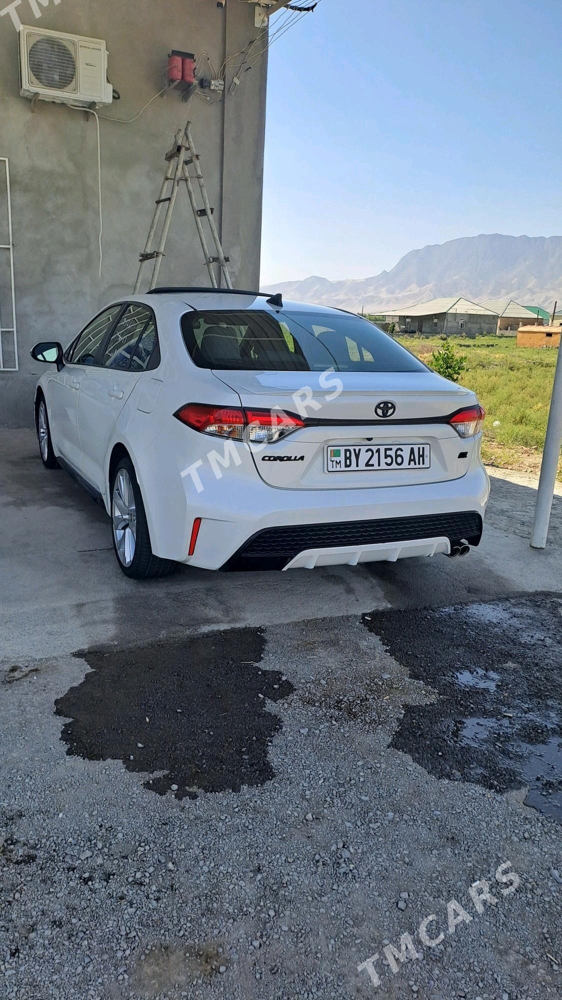 Toyota Corolla 2022 - 250 000 TMT - Gökdepe - img 6