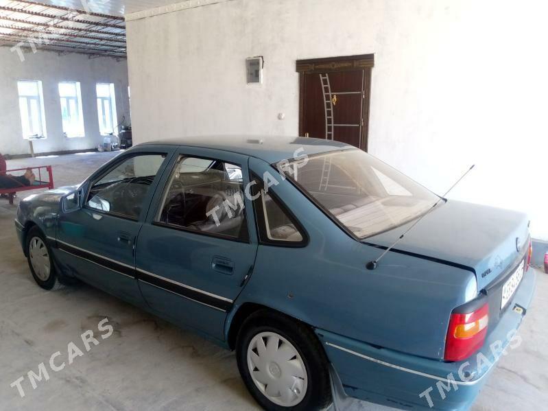 Opel Vectra 1998 - 26 000 TMT - Дянев - img 3