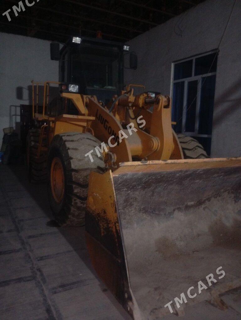 XCMG ZL50 2013 - 500 000 TMT - Türkmenabat - img 1