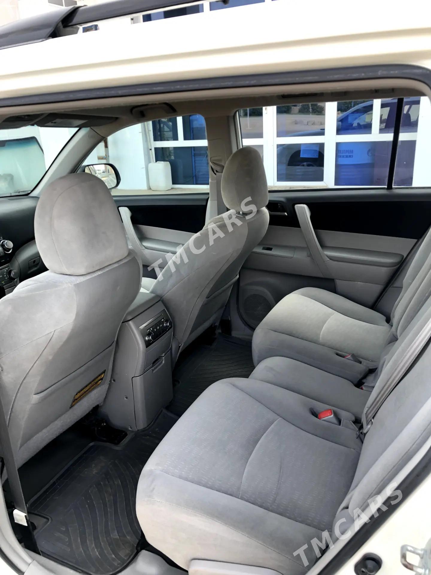 Toyota Highlander 2012 - 330 000 TMT - Gurbansoltan Eje - img 4