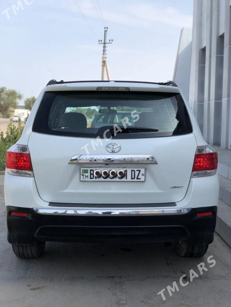 Toyota Highlander 2012 - 330 000 TMT - Gurbansoltan Eje - img 3