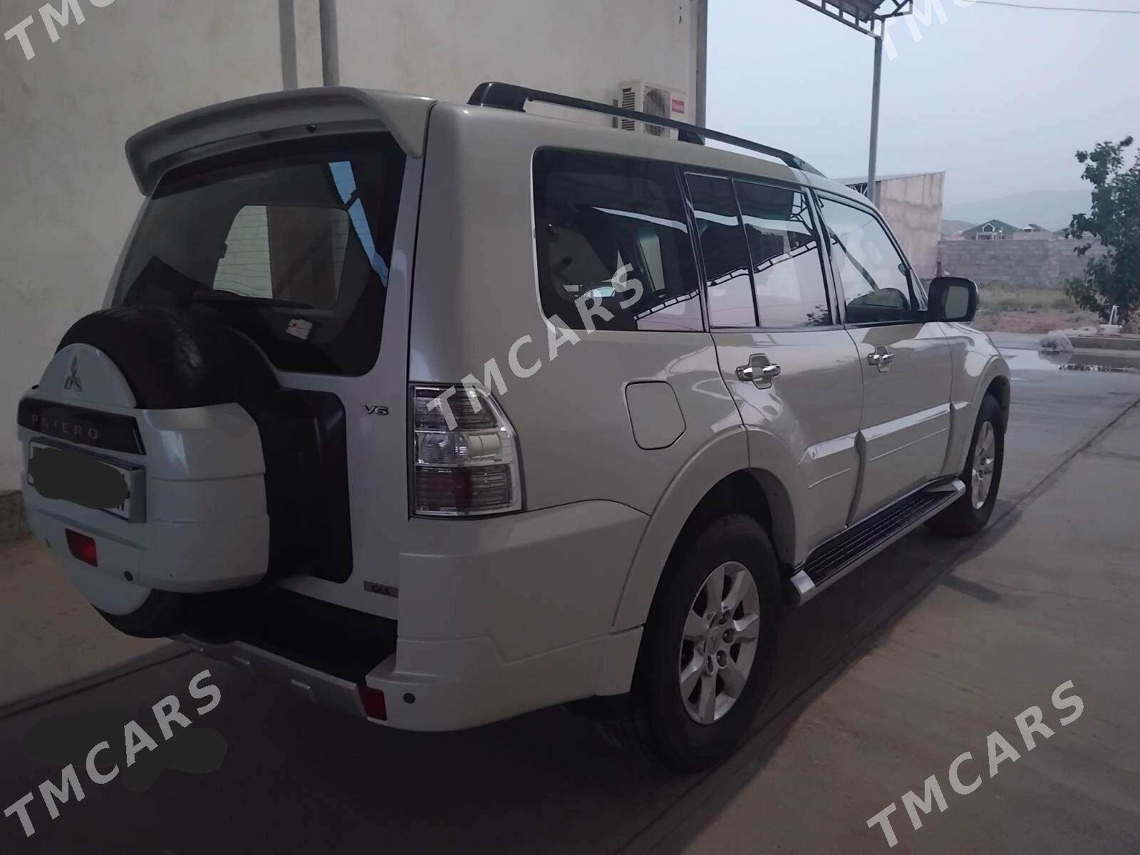Mitsubishi Pajero 2013 - 270 000 TMT - Aşgabat - img 3