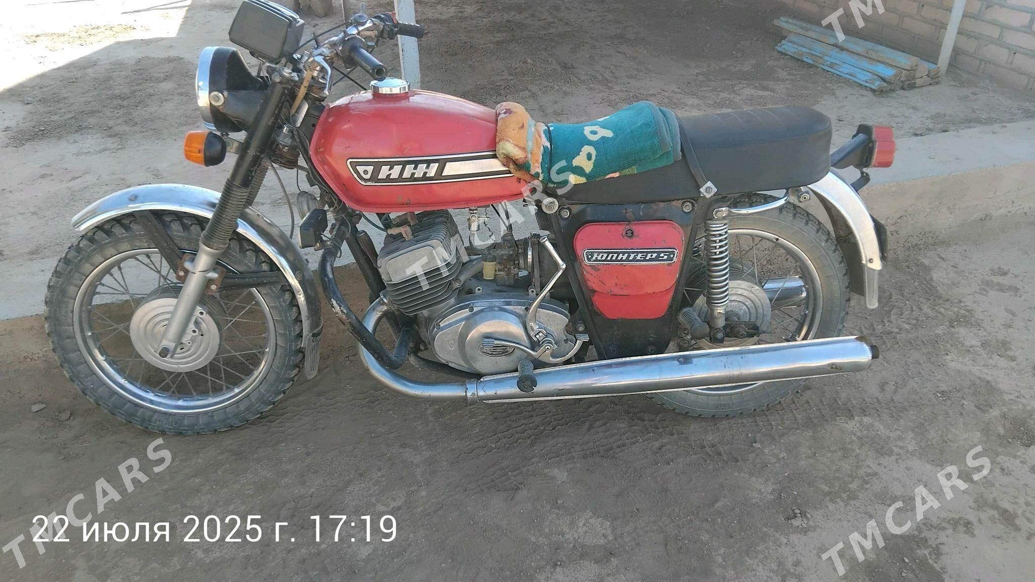 Iž Ýupiter 4 1987 - 23 000 TMT - Ак-Бугдайский этрап - img 1