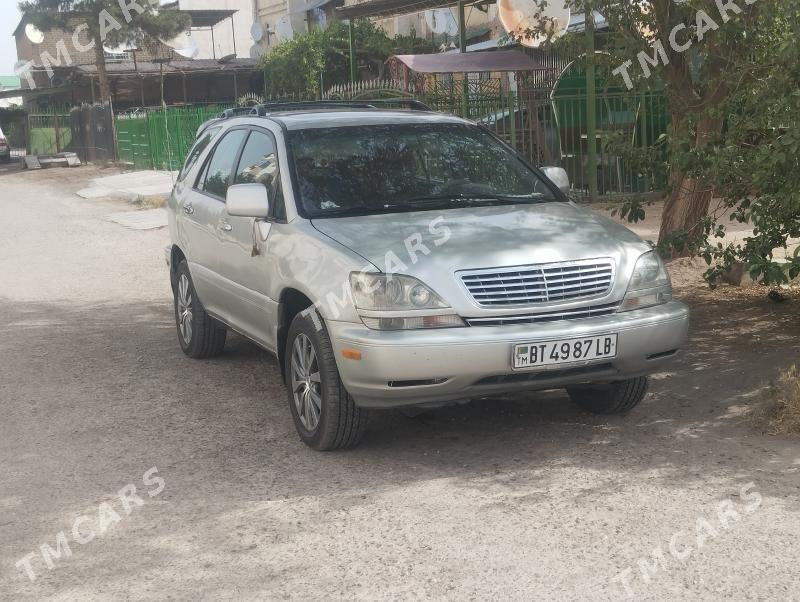 Lexus RX 300 2000 - 160 000 TMT - Сакар - img 10